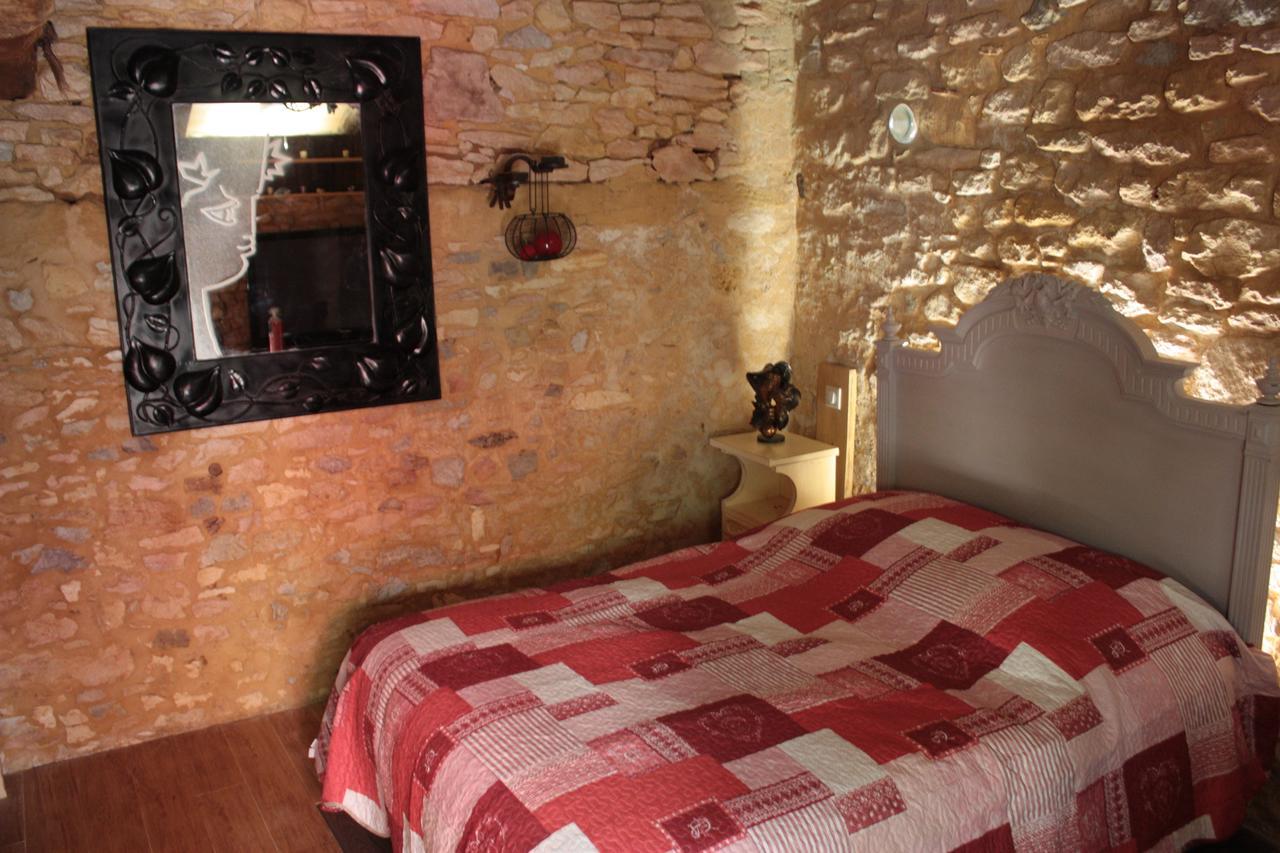 Le Clos Mandalou Bed & Breakfast Saint-Pompont Rom bilde