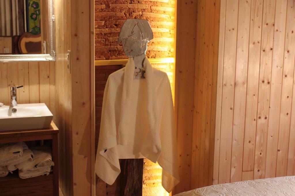Le Clos Mandalou Bed & Breakfast Saint-Pompont Rom bilde