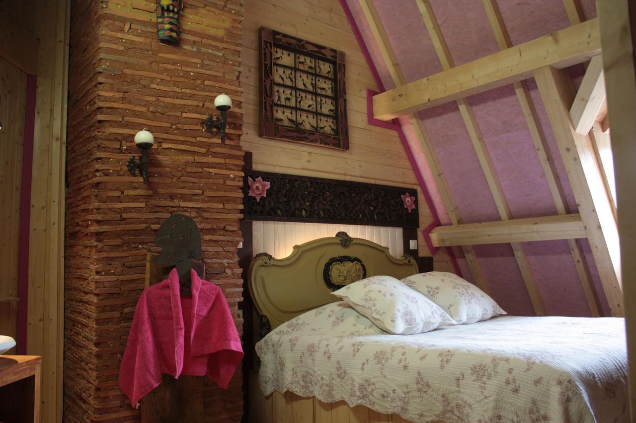Le Clos Mandalou Bed & Breakfast Saint-Pompont Rom bilde